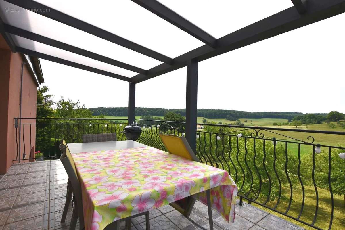 Maison à FAUCONCOURT