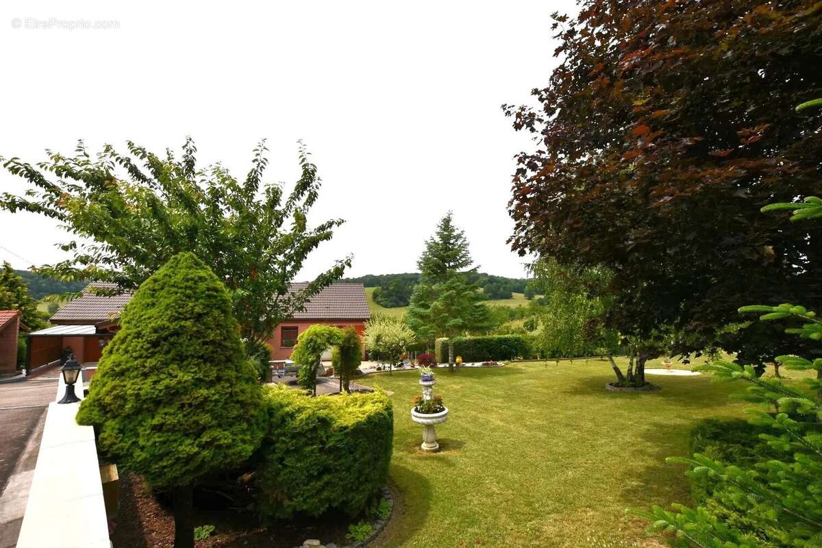 Maison à FAUCONCOURT