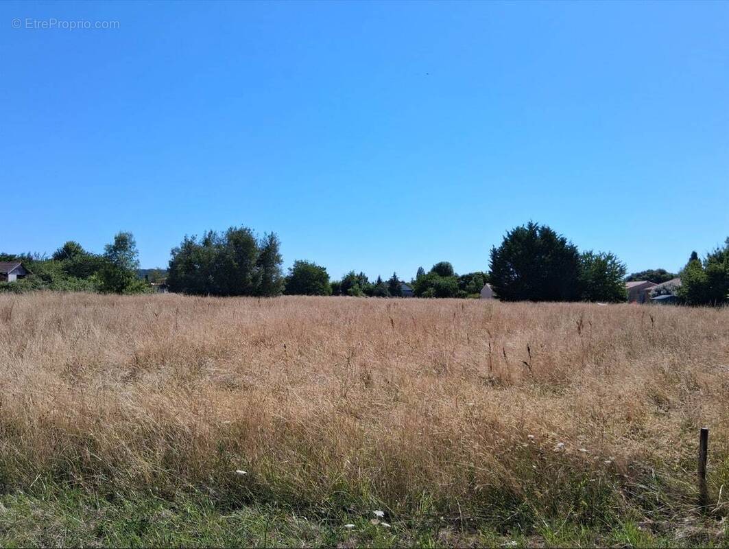 Terrain à BERGERAC