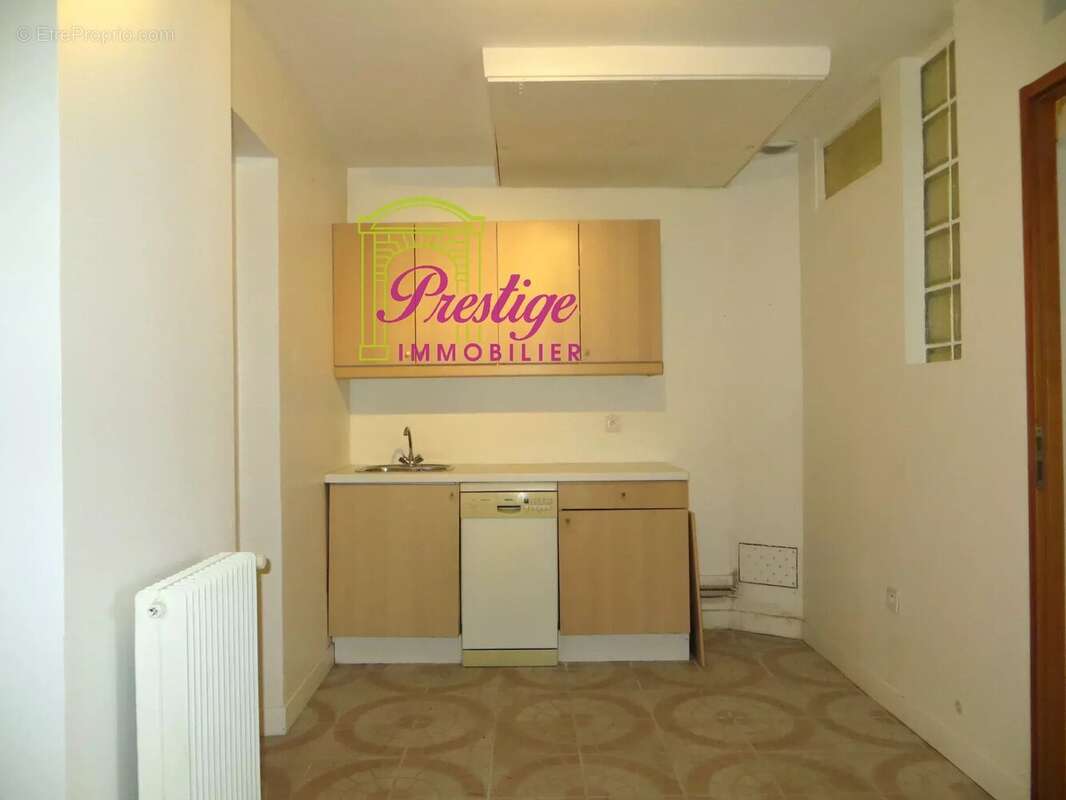 Appartement à LE MESNIL-LE-ROI