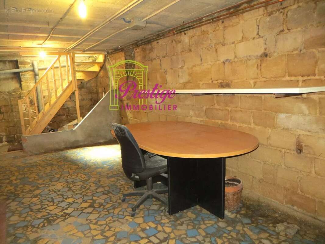 Appartement à LE MESNIL-LE-ROI