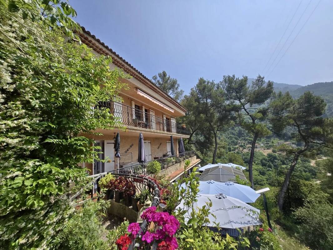 Appartement à MENTON