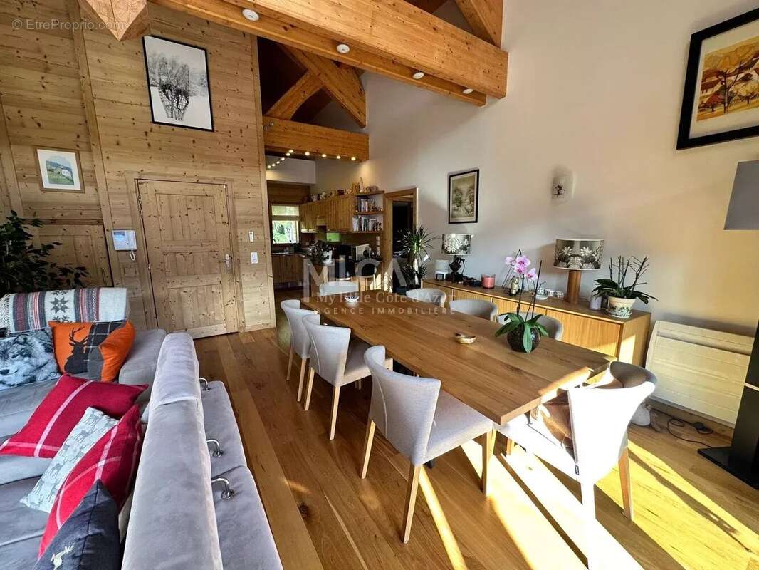 Appartement à SAINT-ETIENNE-DE-TINEE