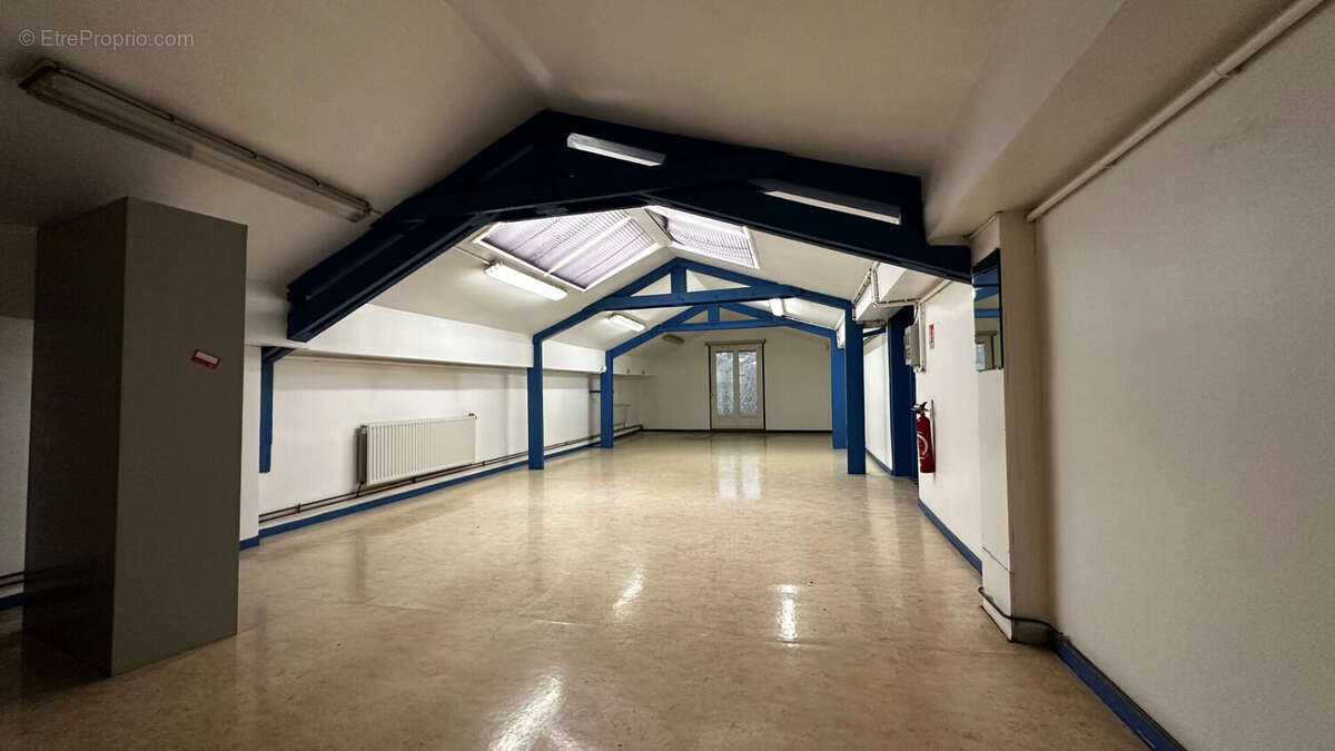 Autre à MARGNY-LES-COMPIEGNE