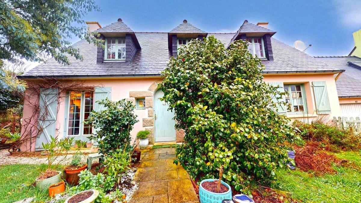 n°8 - Maison à LANDERNEAU