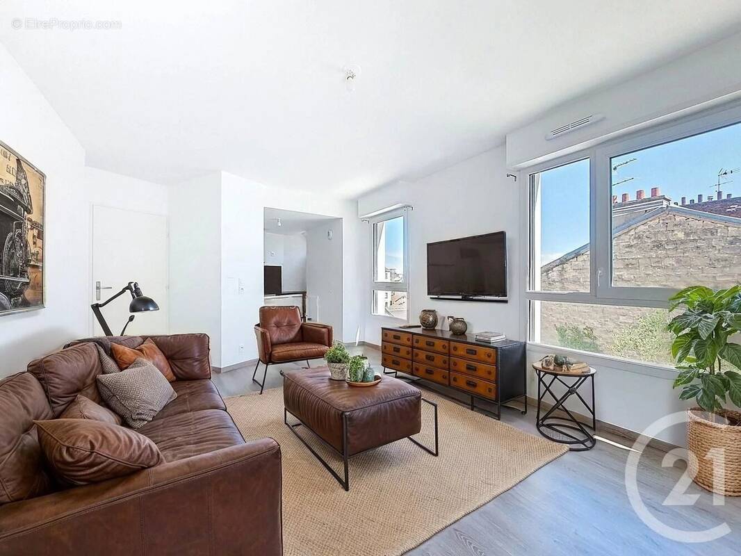 Appartement à ASNIERES-SUR-SEINE