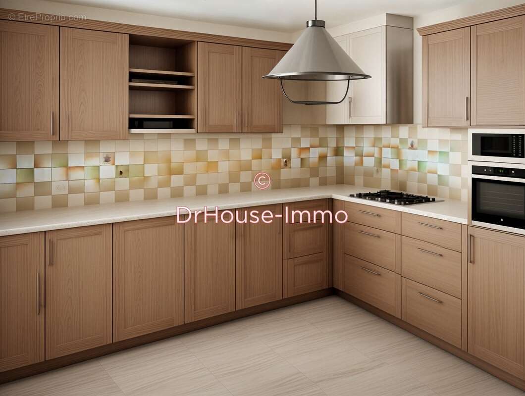 Maison à SIX-FOURS-LES-PLAGES