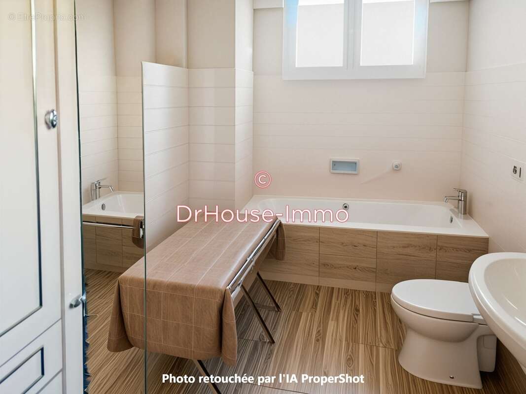 Maison à SIX-FOURS-LES-PLAGES