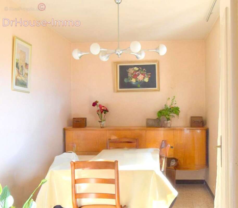 Appartement à MARSEILLE-8E