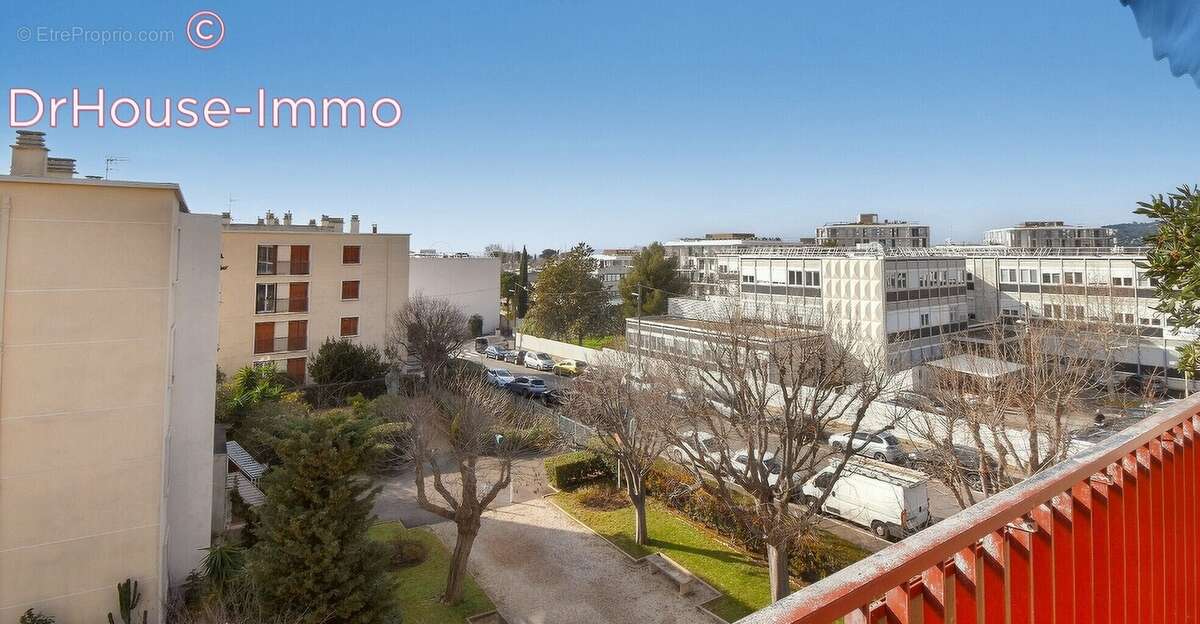 Appartement à MARSEILLE-8E
