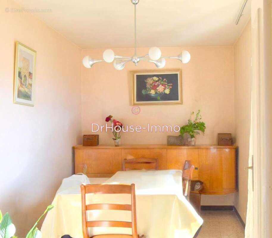 Appartement à MARSEILLE-8E