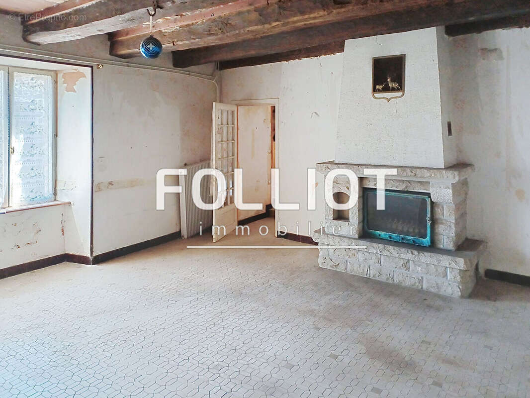 Maison à LA FONTENELLE