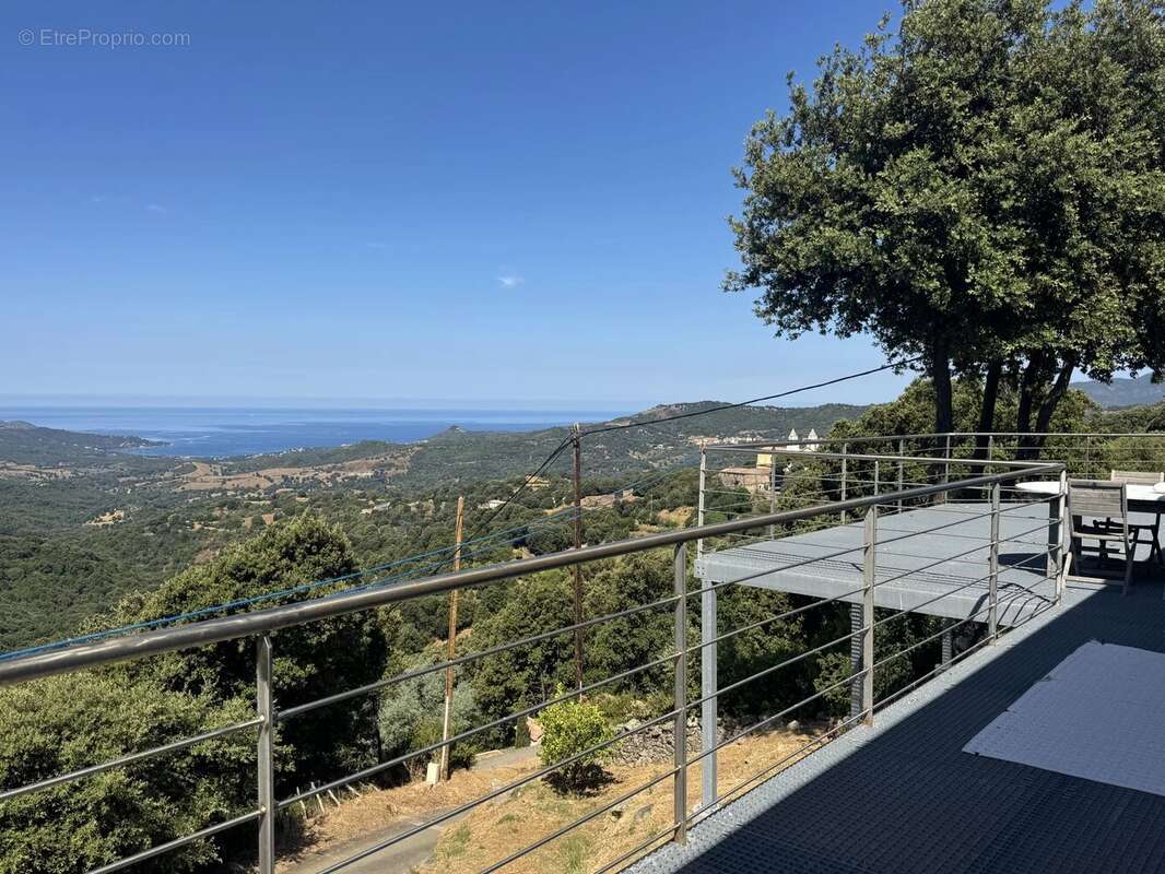 Appartement à SARI-D&#039;ORCINO