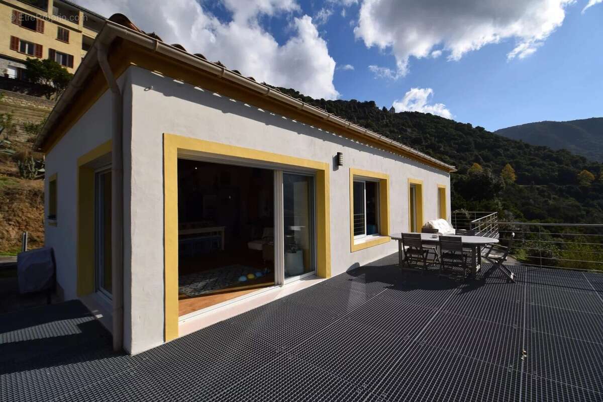 Appartement à SARI-D&#039;ORCINO