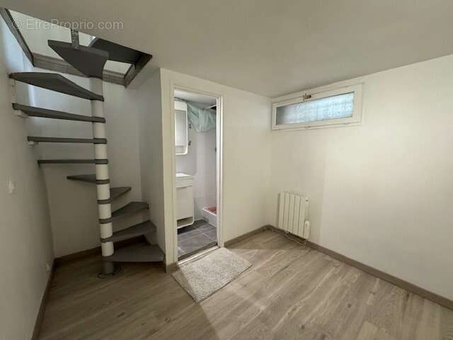 Appartement à SAINT-MAUR-DES-FOSSES