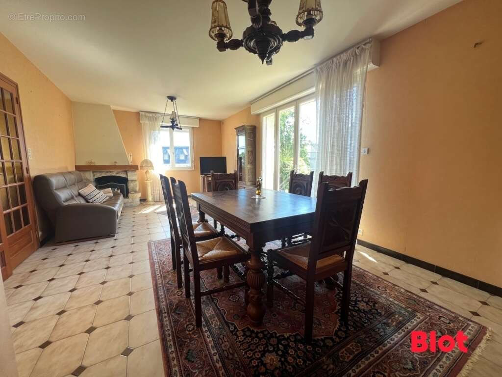 Maison à CESSON-SEVIGNE