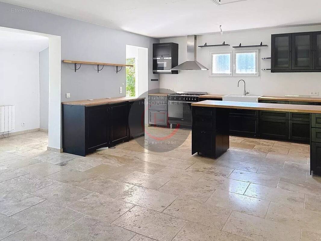 Maison à LES ADRETS-DE-L&#039;ESTEREL