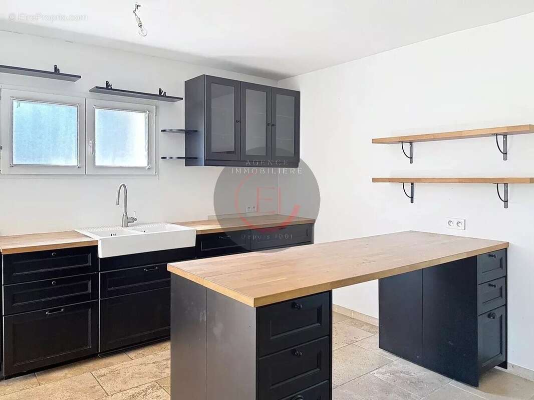 Maison à LES ADRETS-DE-L&#039;ESTEREL