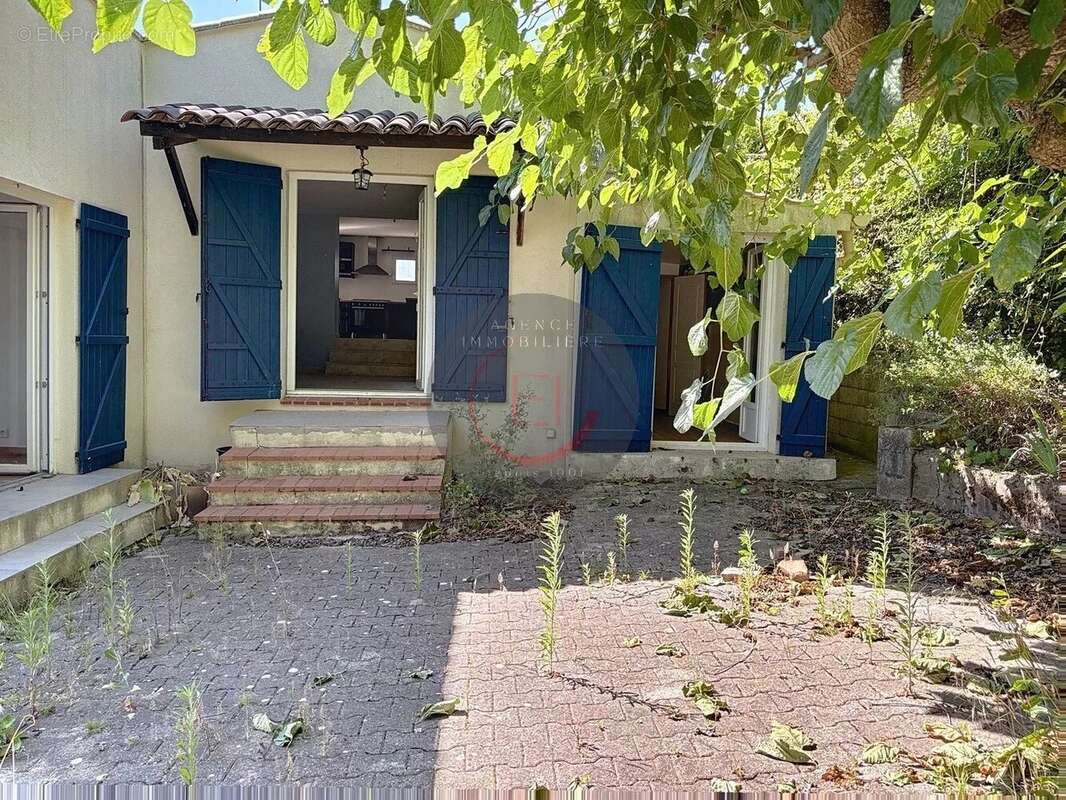 Maison à LES ADRETS-DE-L&#039;ESTEREL