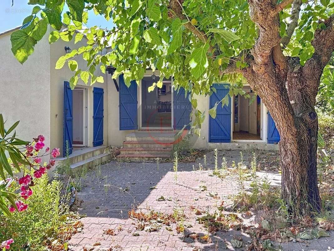 Maison à LES ADRETS-DE-L&#039;ESTEREL