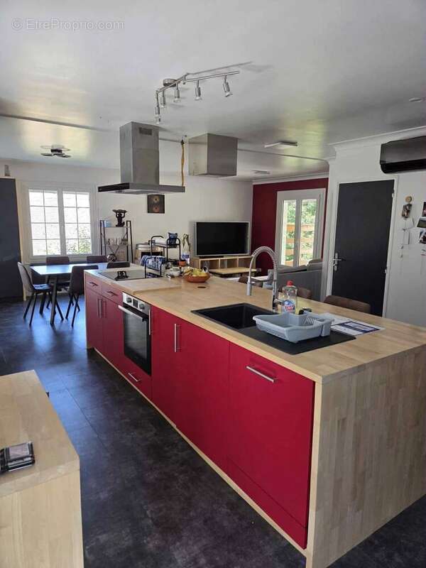 Maison à CHISSAY-EN-TOURAINE