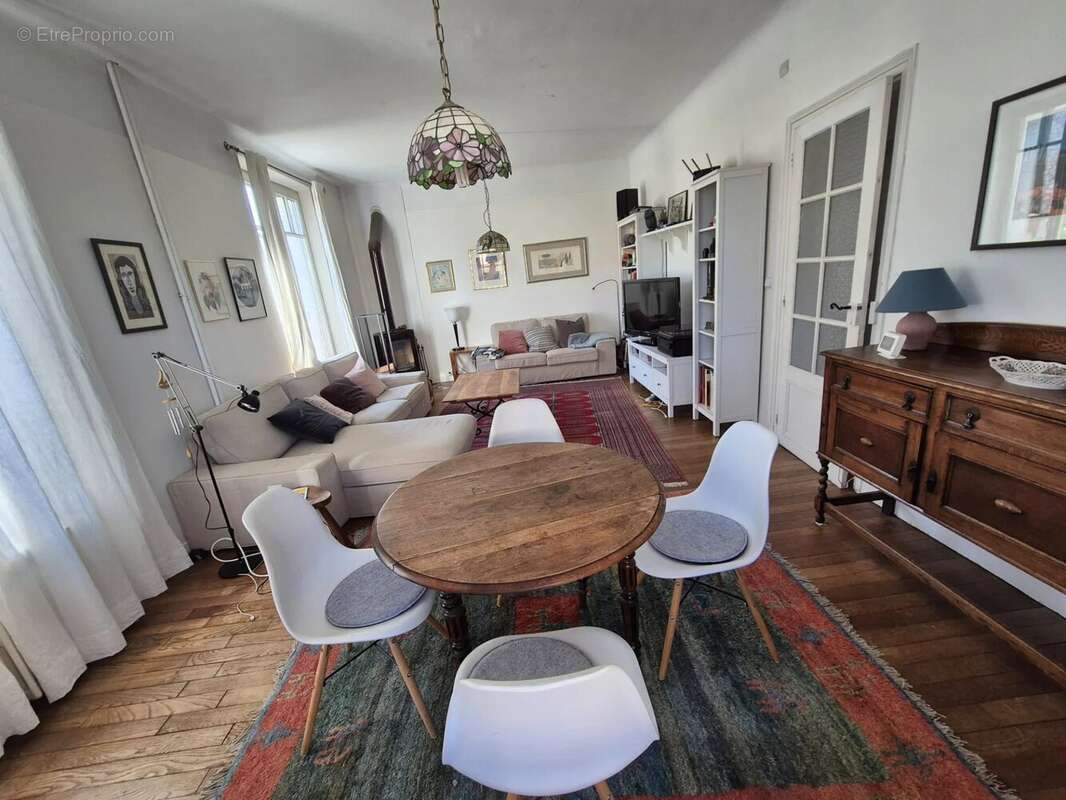 Maison à FONTAINEBLEAU