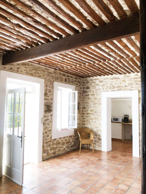 Autre à L&#039;ISLE-SUR-LA-SORGUE