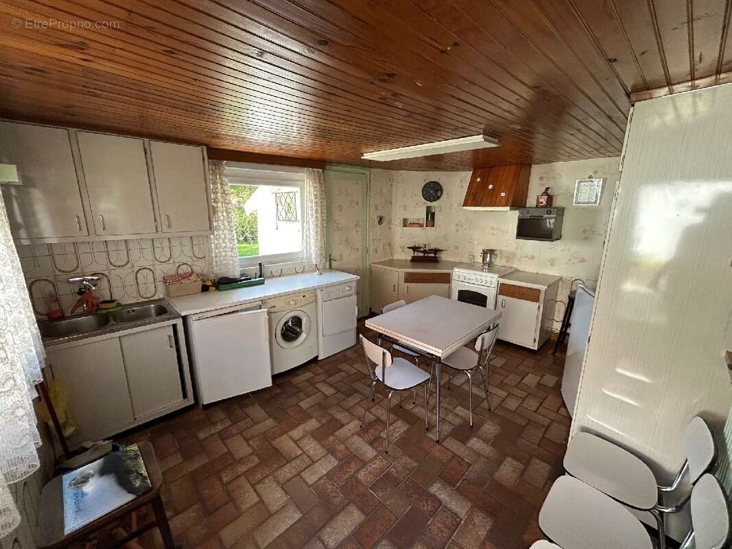 Maison à BRUAY-LA-BUISSIERE