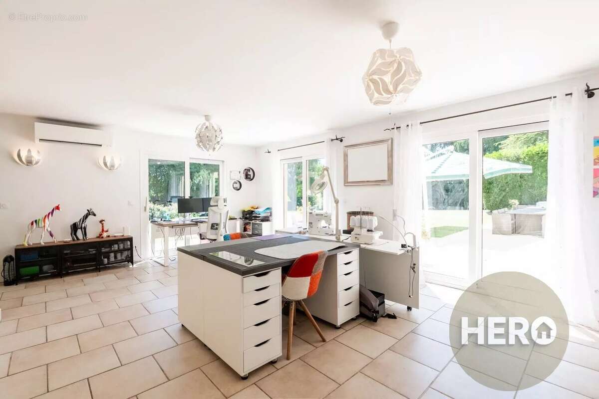 Maison à MONTFORT-L&#039;AMAURY