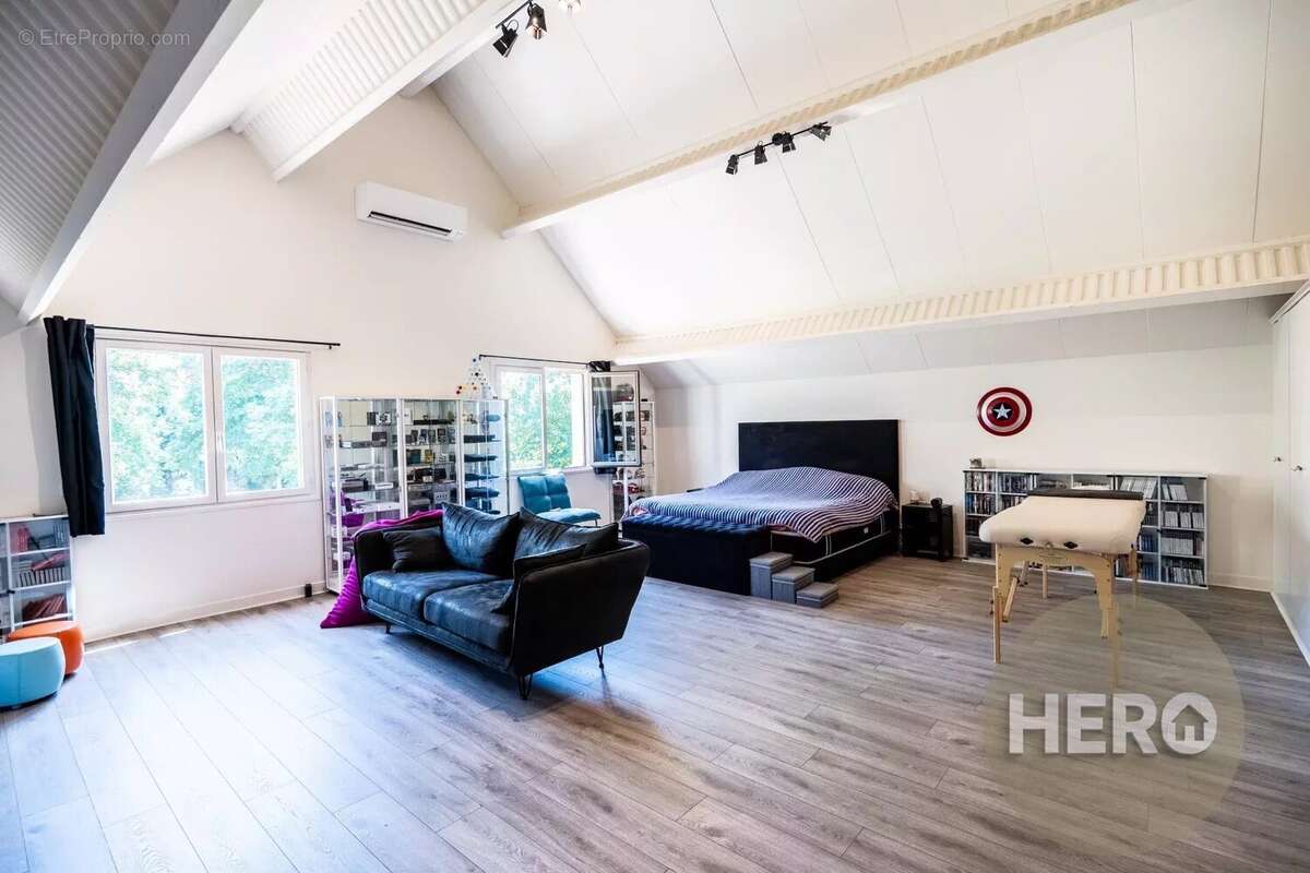 Maison à MONTFORT-L&#039;AMAURY