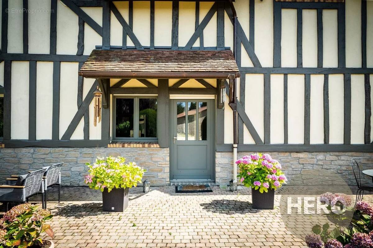 Maison à MONTFORT-L&#039;AMAURY