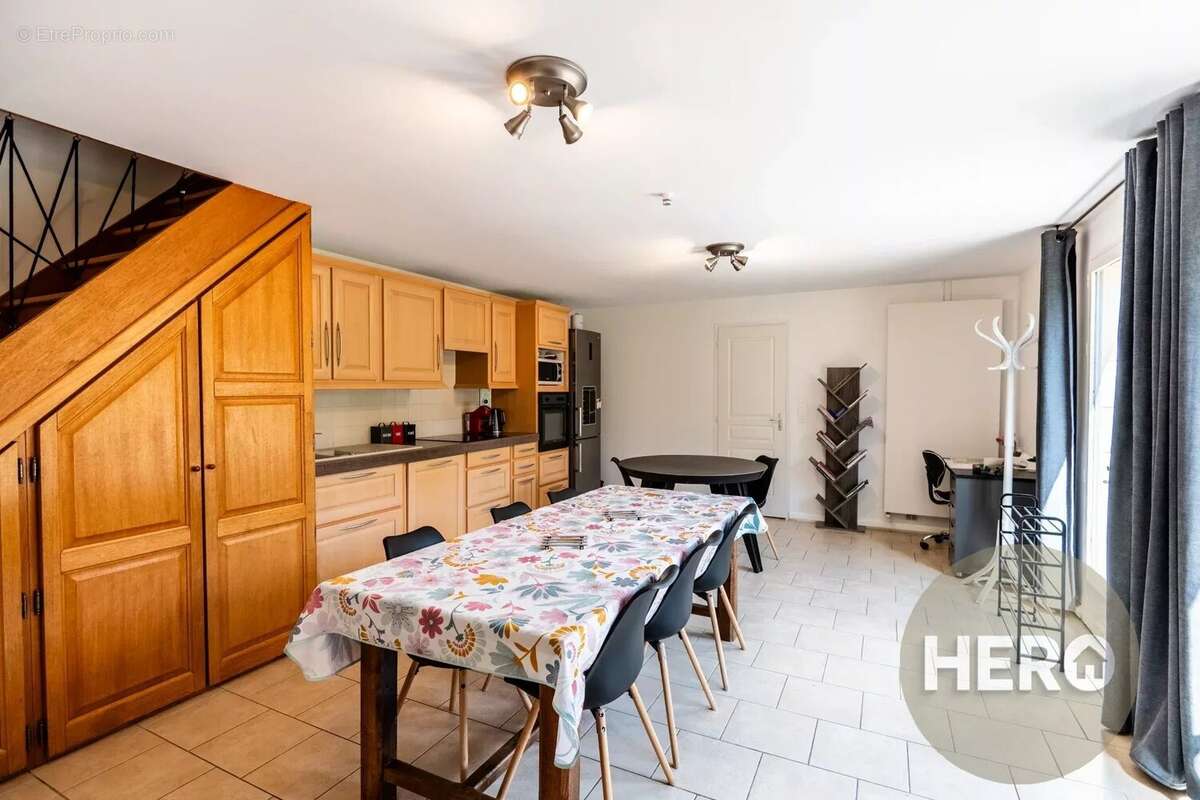 Maison à MONTFORT-L&#039;AMAURY