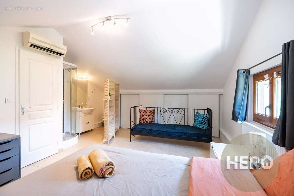 Maison à MONTFORT-L&#039;AMAURY