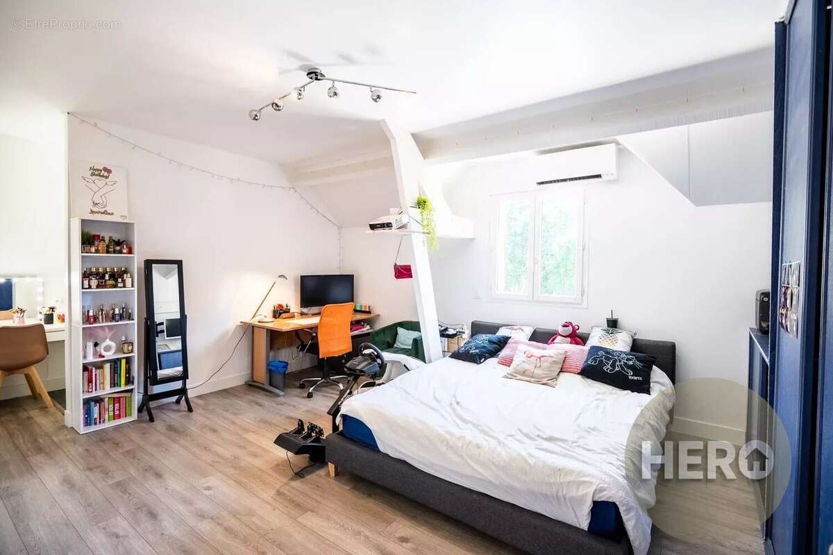 Maison à MONTFORT-L&#039;AMAURY