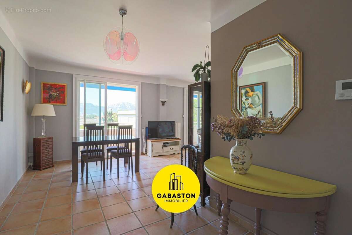 Appartement à MARSEILLE-8E