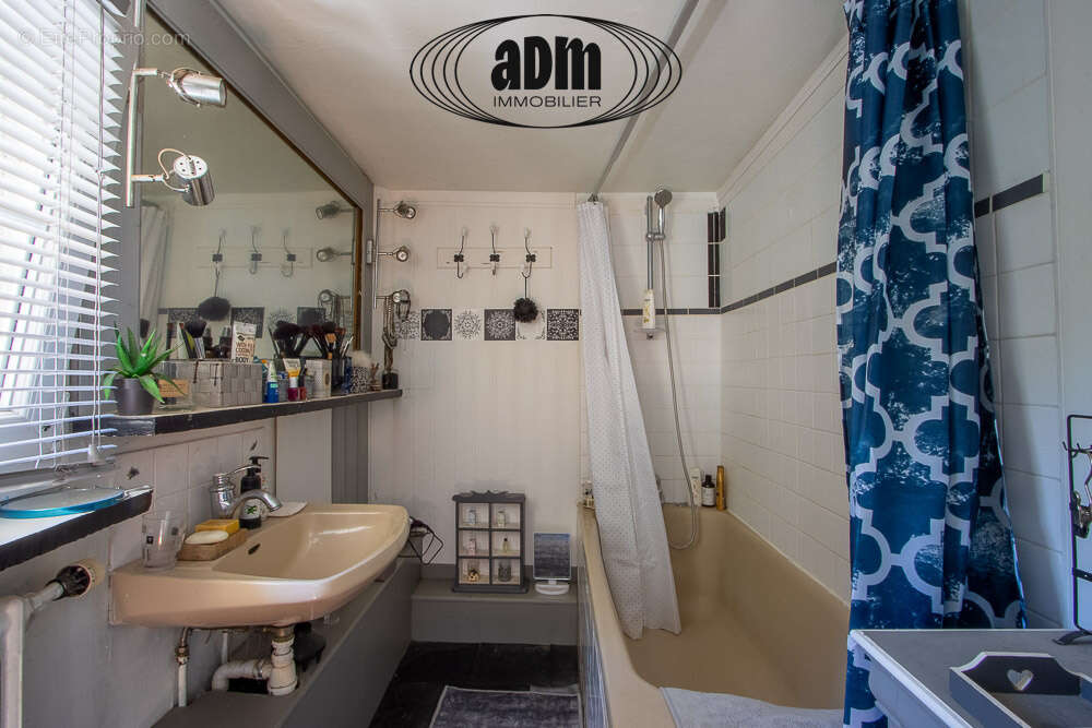 Maison à COUILLY-PONT-AUX-DAMES