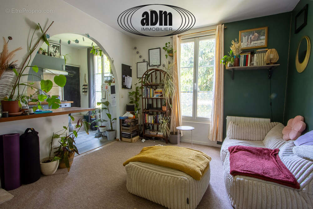 Maison à COUILLY-PONT-AUX-DAMES