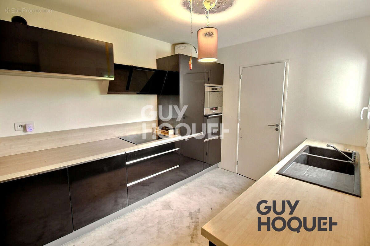 Maison à LIMEIL-BREVANNES