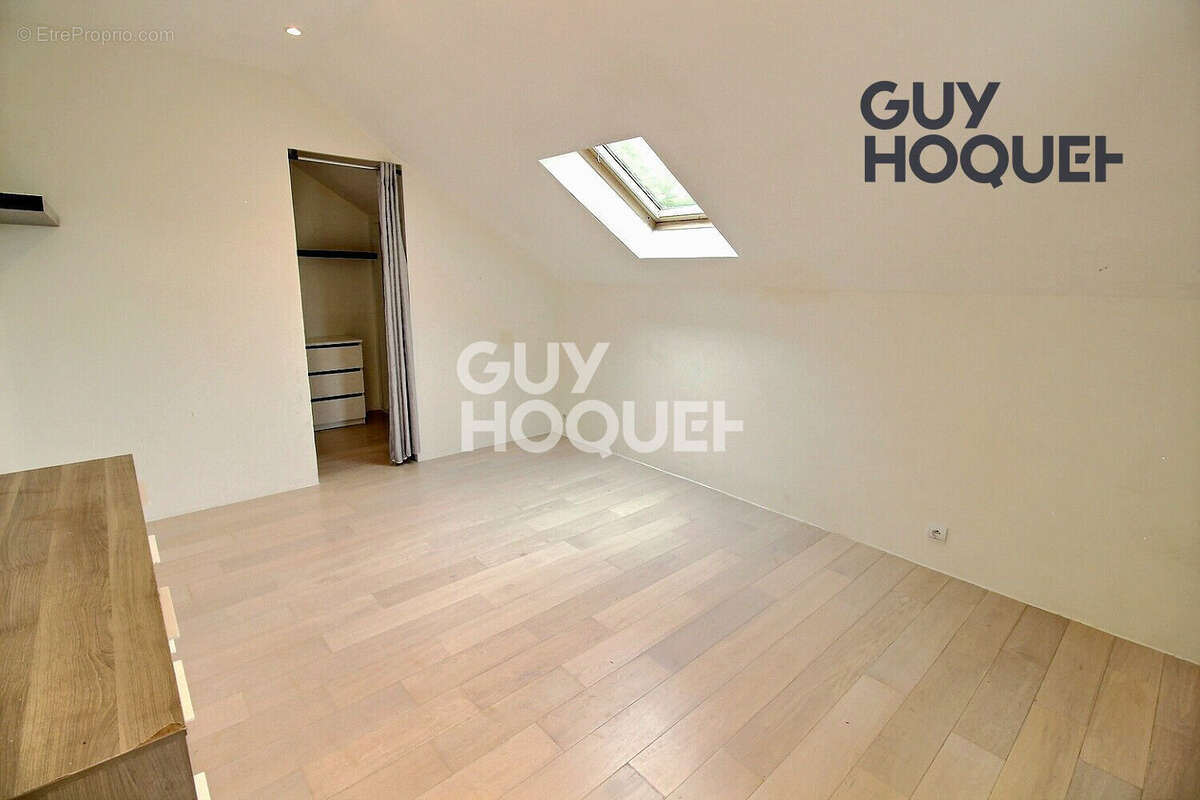 Maison à LIMEIL-BREVANNES