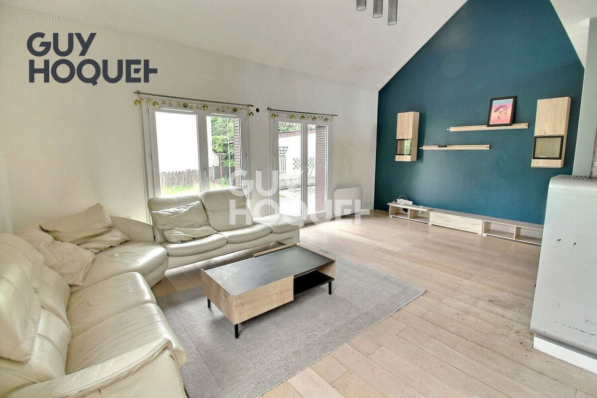 Maison à LIMEIL-BREVANNES