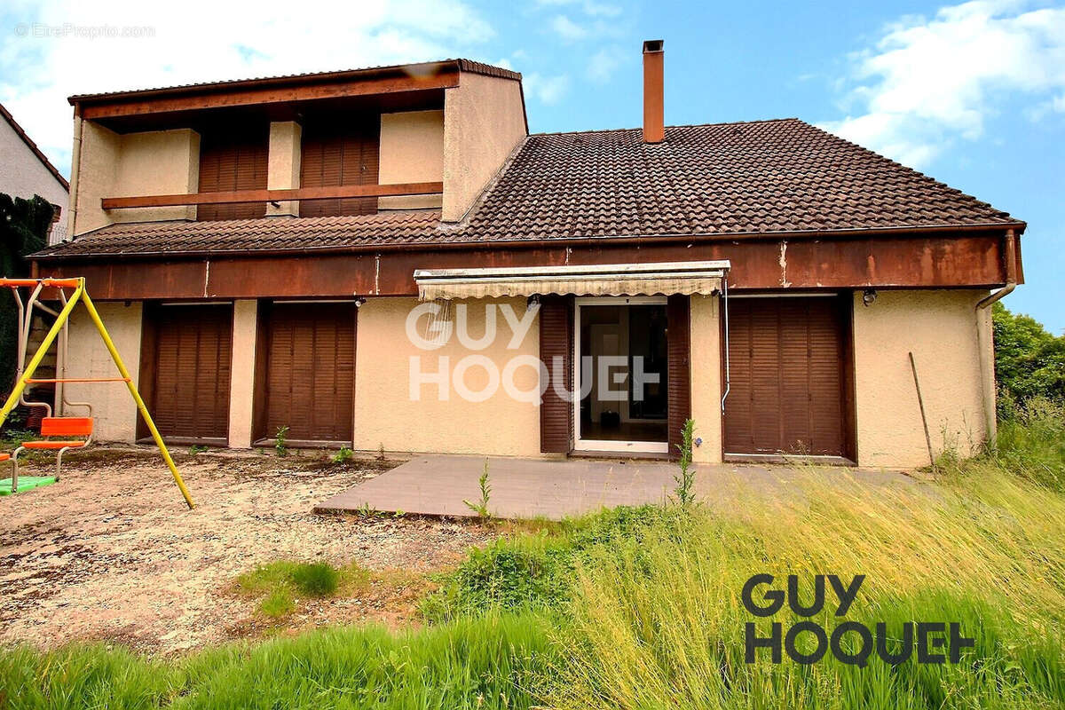 Maison à LIMEIL-BREVANNES