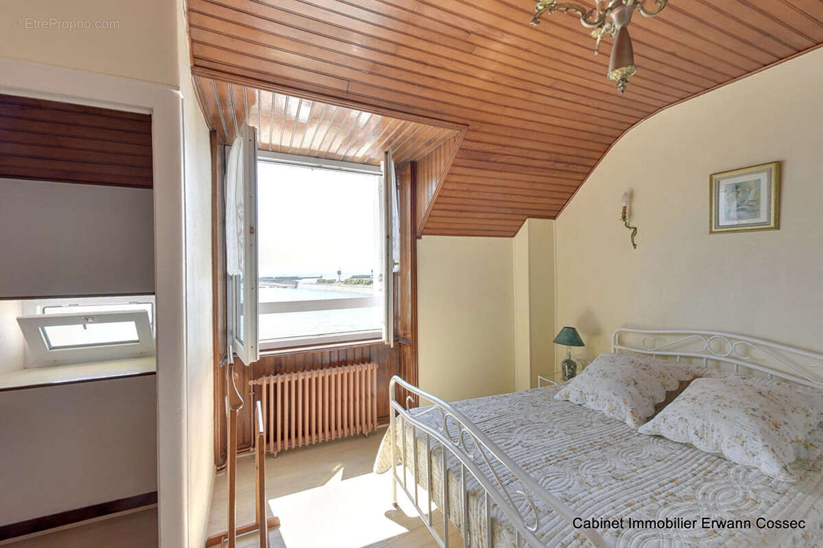 Maison à TREFFIAGAT