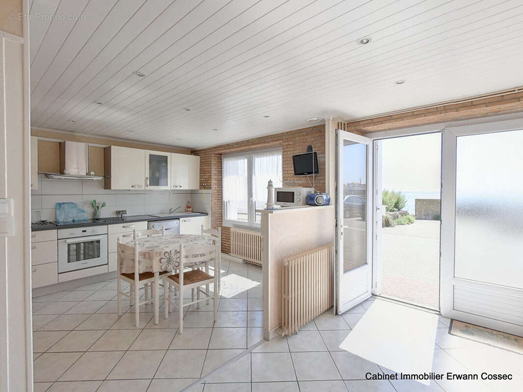 Maison à TREFFIAGAT