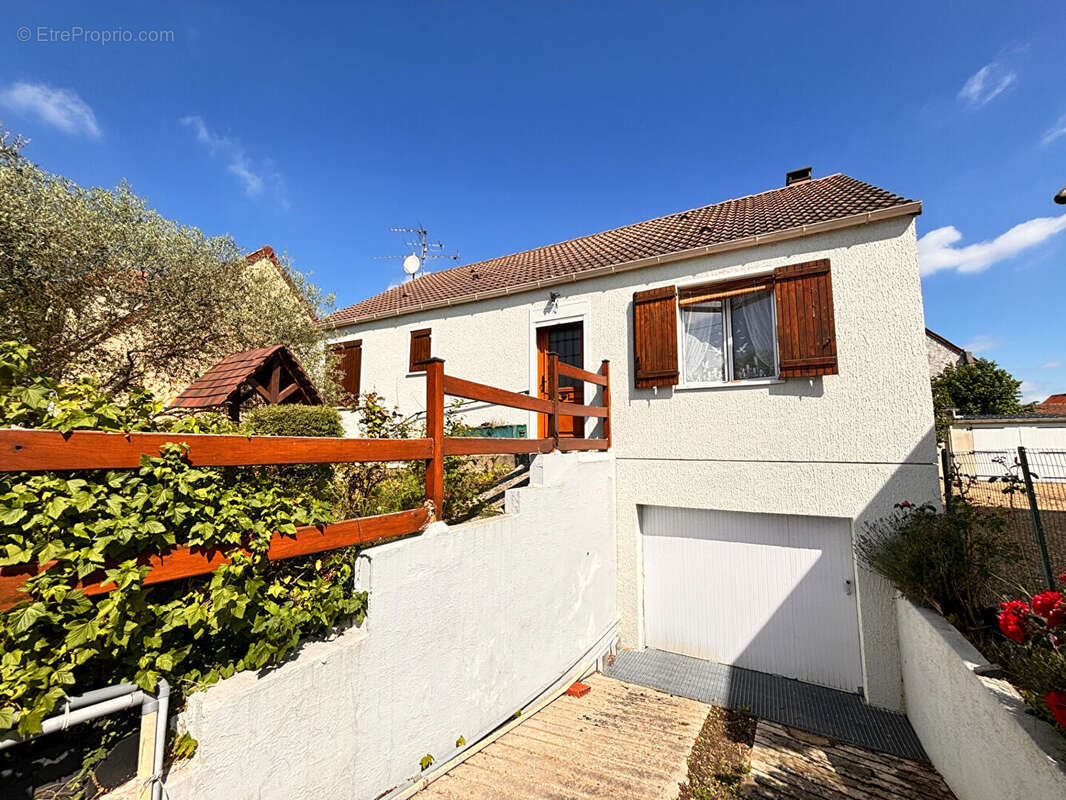 Maison à MITRY-MORY