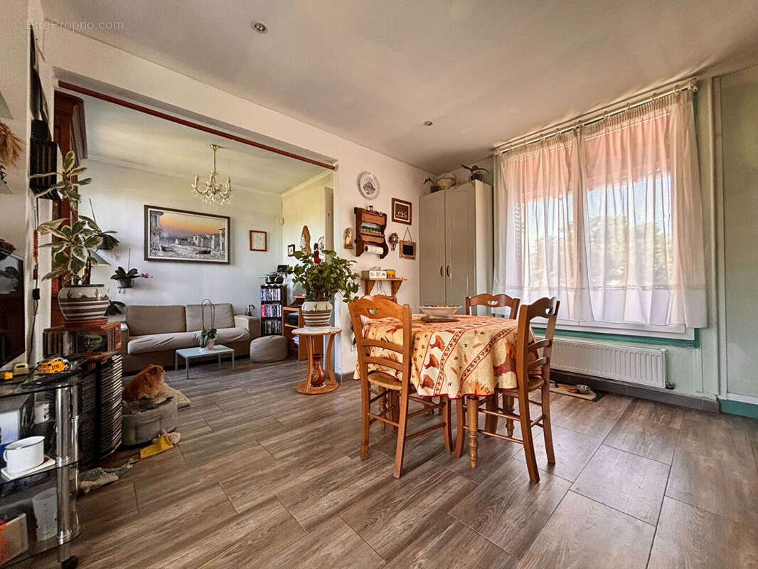 Maison à MITRY-MORY