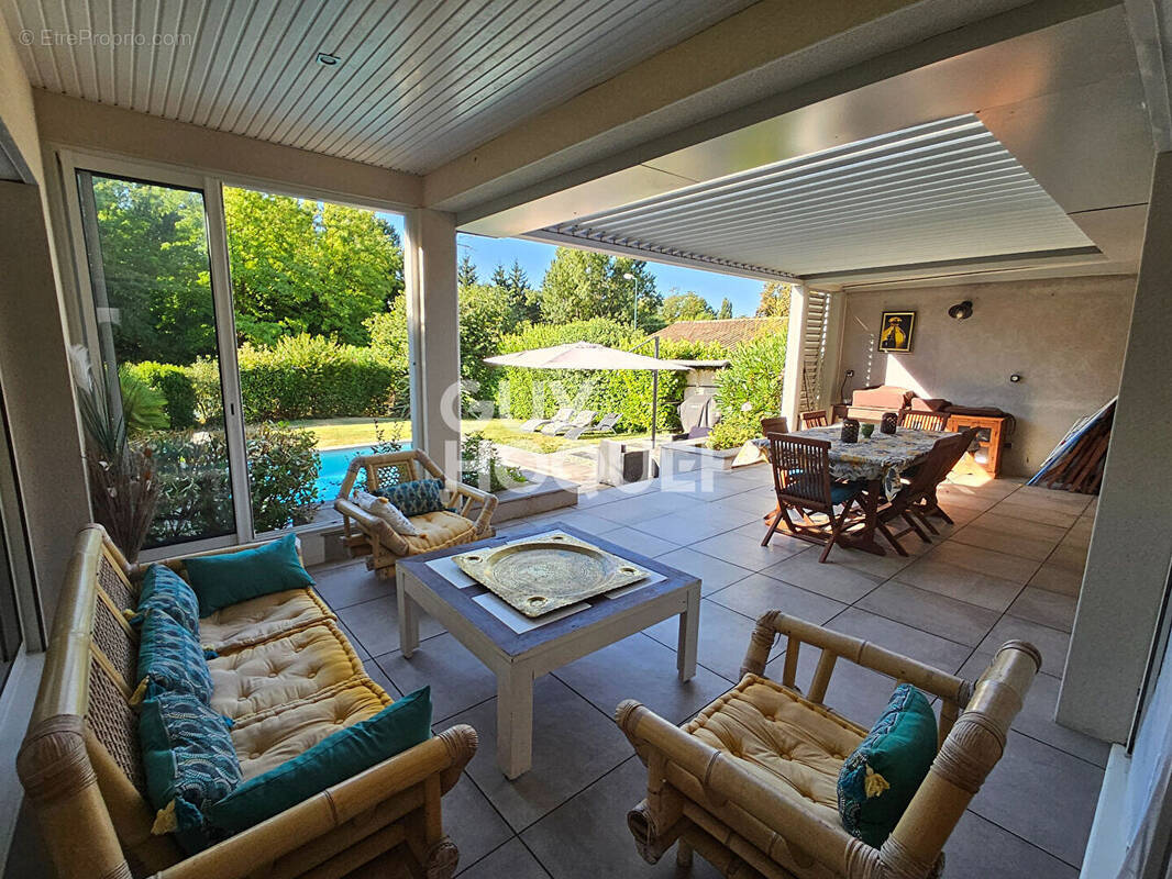 Maison à PORTES-LES-VALENCE