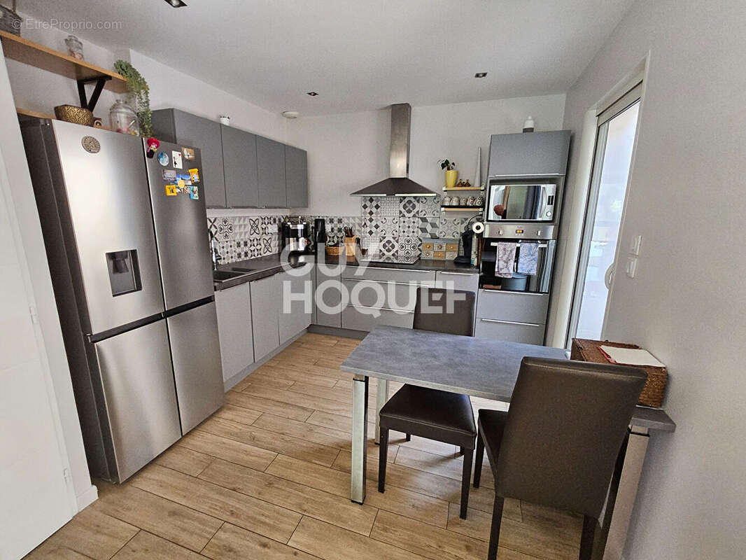 Maison à PORTES-LES-VALENCE