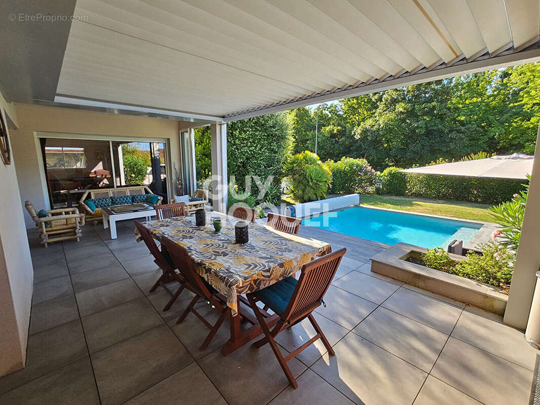 Maison à PORTES-LES-VALENCE