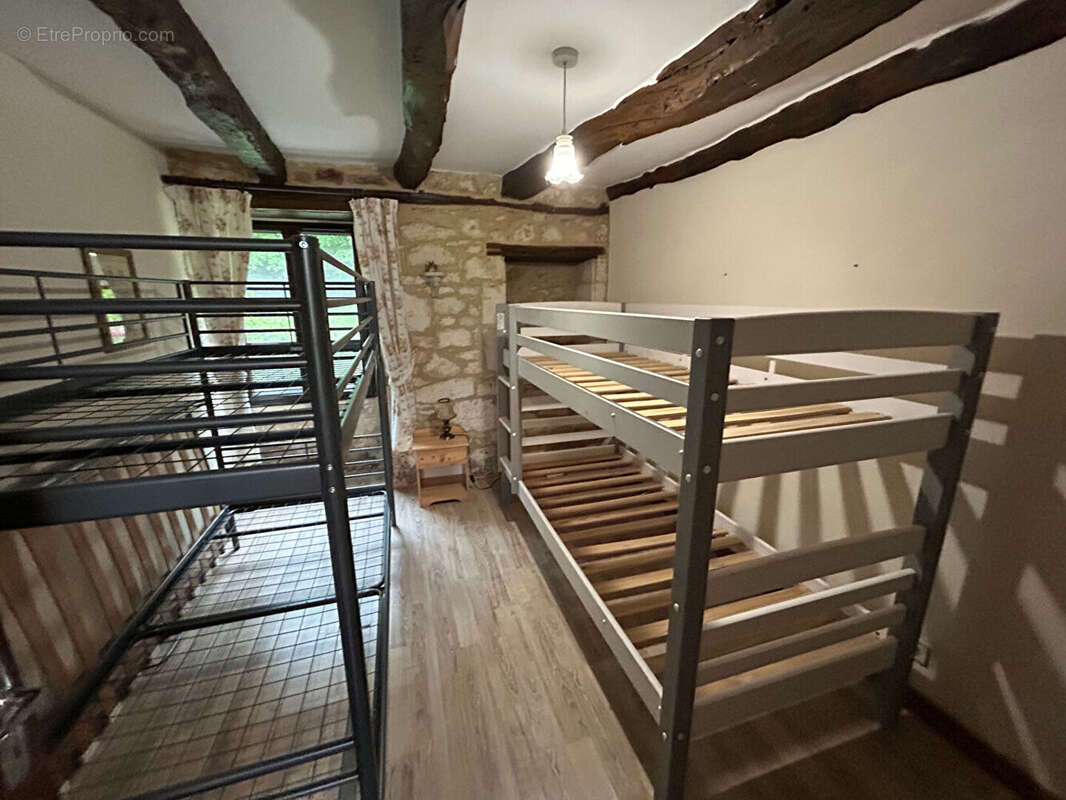 Maison à SALIGNAC-EYVIGUES