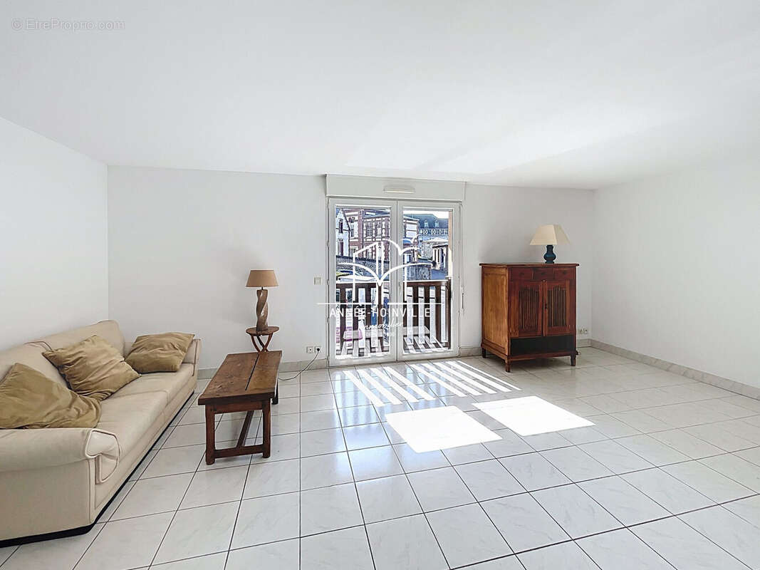 Appartement à TROUVILLE-SUR-MER